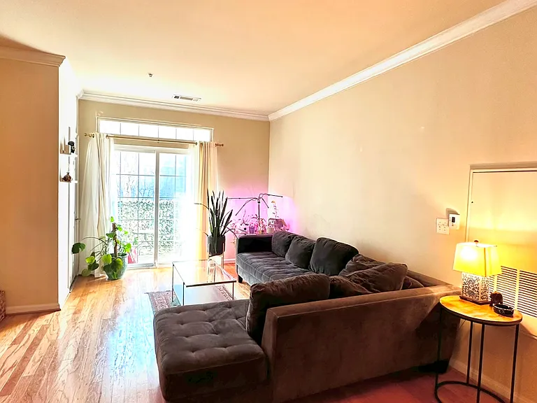 2465 Army Navy Dr #101 — Photo 10