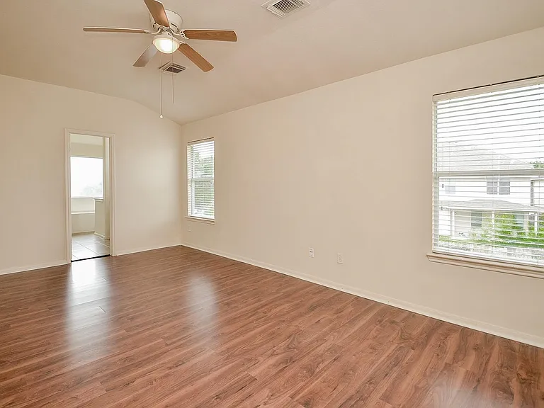 20903 Hamlet Ridge Ln — Photo 18