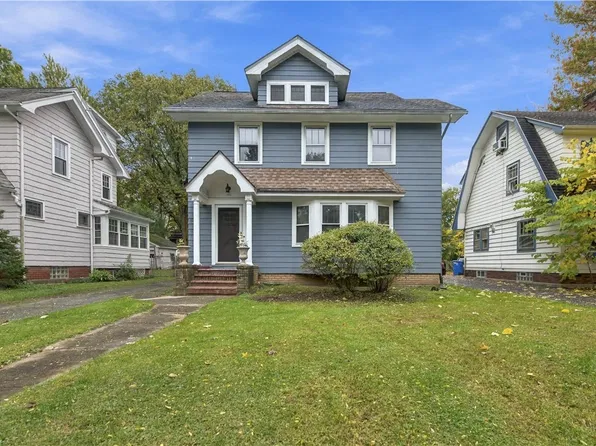 139 Irvington Rd, Rochester, NY 14620