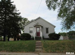 5335 12th Ave, Moline, IL 61265