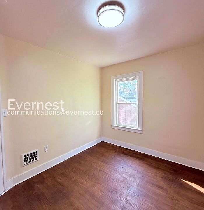 15093 Petoskey Ave, photo 19