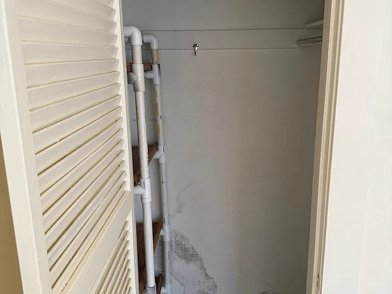 130 Prospect Ave — Photo 14
