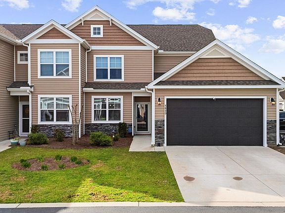 2nd image of 163 Machrie Loop #D