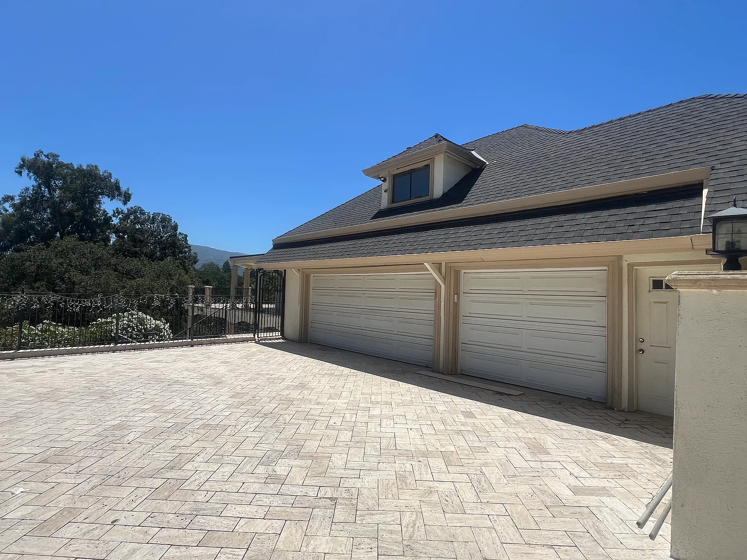 5 bed, 6.5 bath, 6100 sqft, $17,000 — Photo 4