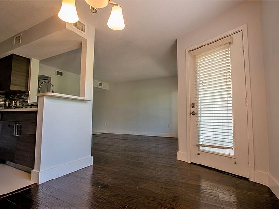 3rd image of 815 W Boynton Beach Blvd APT 2105
