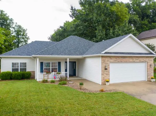 6609 Chrissula Ln, Columbia, MO 65203