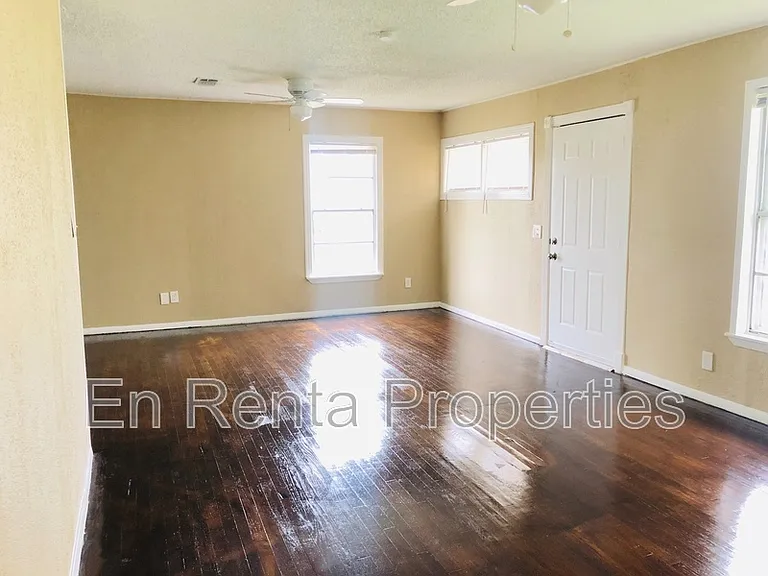 6037 Graham St — Photo 6