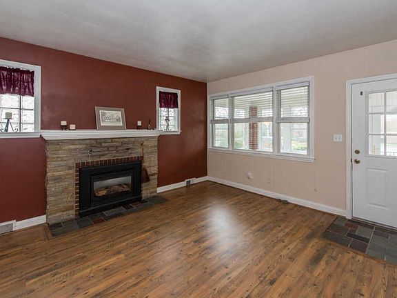5th image of 636 Ingleside Ave