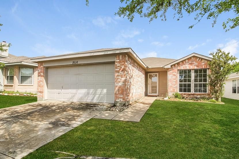 1st image of 1614 Black Oak Ct