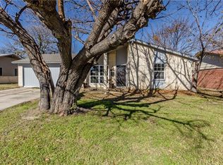 5105 Queen Ann Dr, Forest Hill, TX 76119