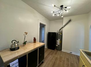 121 E Tinsley St #B, Griffin, GA 30223