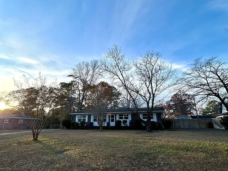 408 Lynette Dr — Photo 37