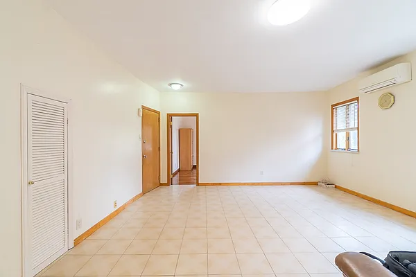 Sold by Compass | media 11
