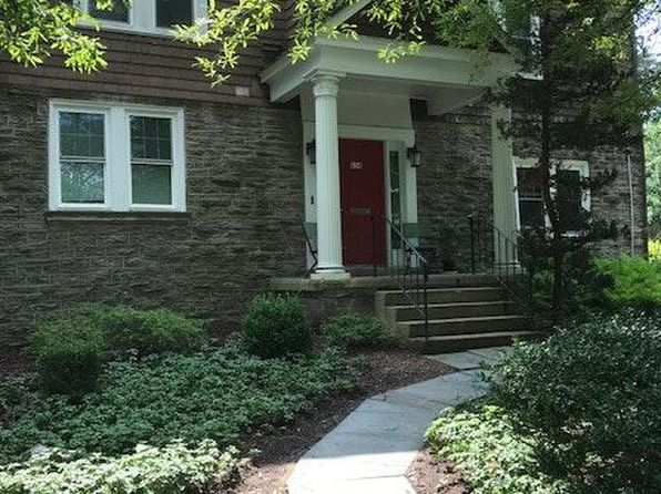 434 E North Ln APT A4