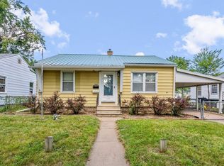 658 Newton St, Waterloo, IA 50703