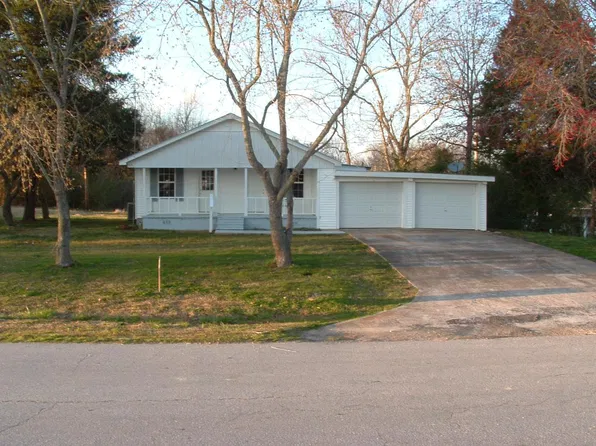 153 Elgin Dr, Rogersville, AL 35652