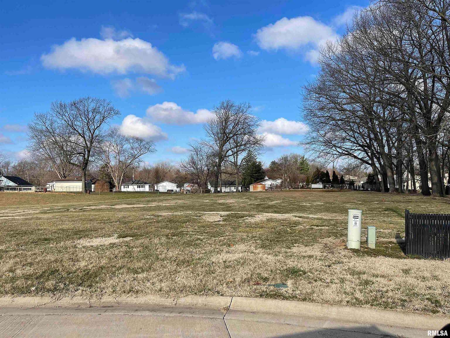 217 Washington Pl, Riverton, IL 62561 MLS CA1020815 Zillow