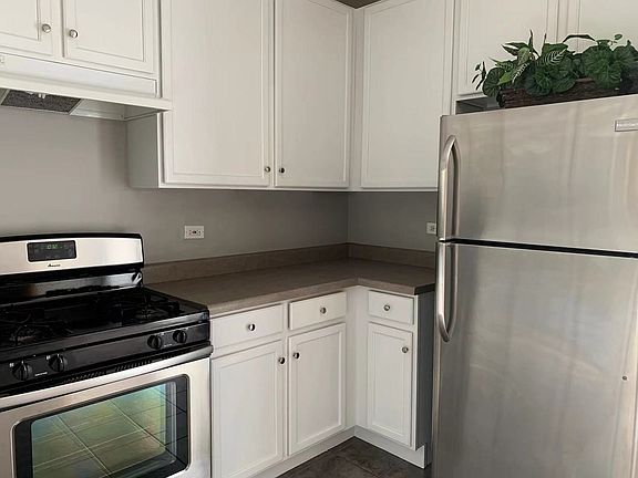 4th image of 3467 Ravinia Cir