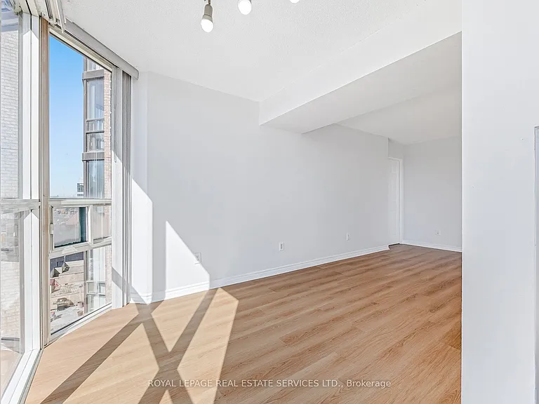 285 Enfield Pl #604 — Photo 27