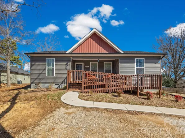 147 White St, Concord, NC 28027
