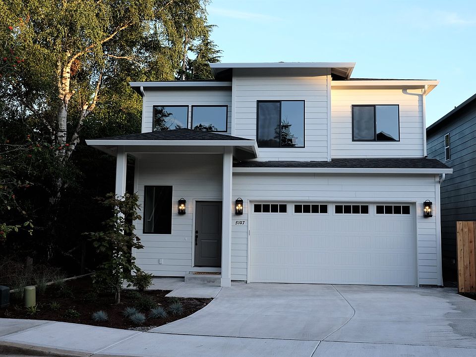1st image of 5107 NE 42nd St