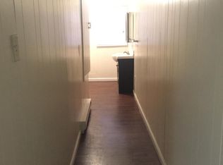 15 E High St APT 4, Womelsdorf, PA