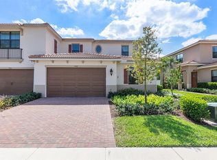 9440 Kinley Pl, Boca Raton, FL 33428