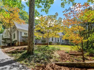 629 Sugarberry Rd, Chapel Hill, NC 27514