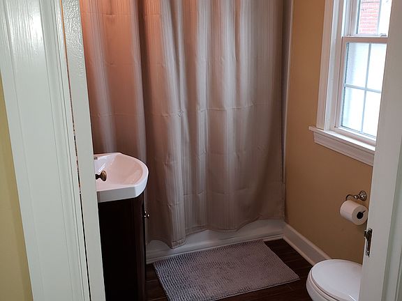 4th image of 1315 Walnut St