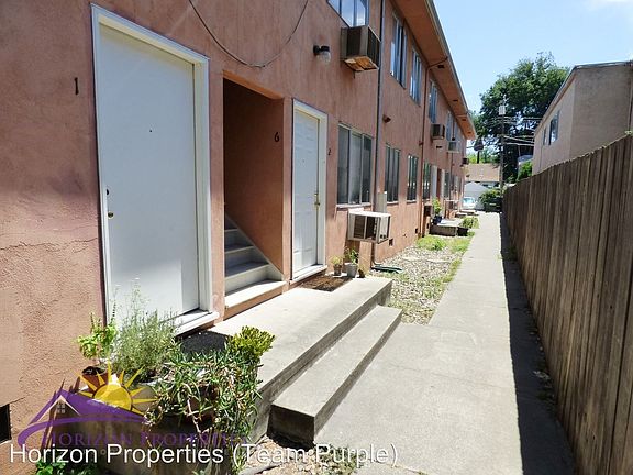 3rd image of 1126 T St APT 9