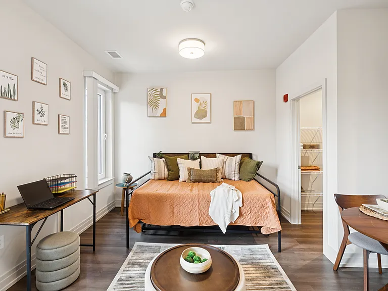 Park Morton Apartments — Photo 16