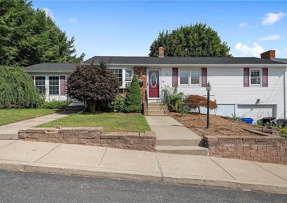1st image of 42 Linwood Ave