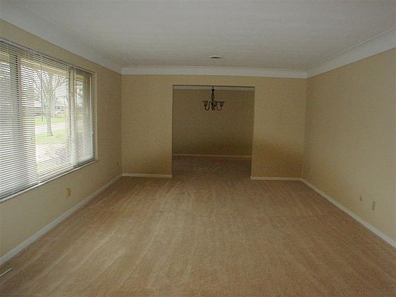 5th image of 3156 Felton Dr