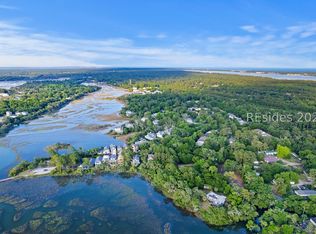 17 Sterling Pt, Hilton Head Island, SC 29926