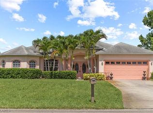 21 Maryland Rd, Lehigh Acres, FL 33936