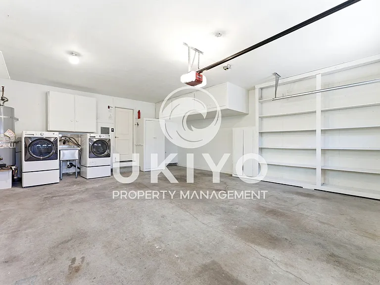 645 Keith Ct #1 — Photo 59