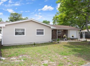 9414 Northcliffe Blvd, Spring Hill, FL 34606