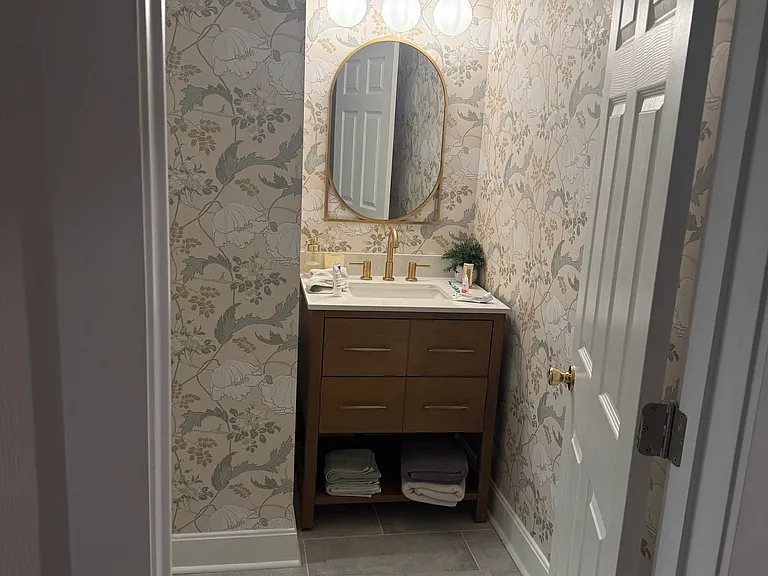 2015 Bank St #1F — Photo 7