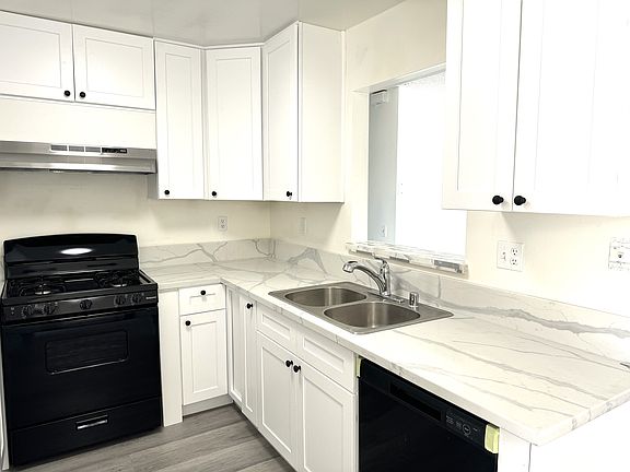 5th image of 1113 Magnolia Ave #1