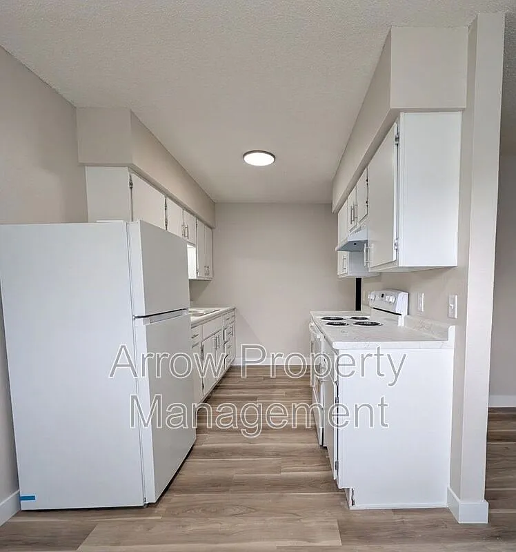 1 bed, 1.0 bath, $750 — Photo 4