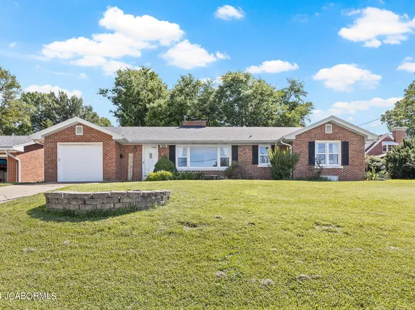 310 Crest Dr, Jefferson City, MO 65109