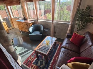2132 Ridgeview Cir, Santa Fe, NM 87505