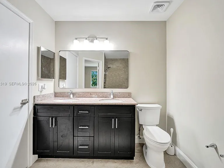 43 Simonton Cir — Photo 9