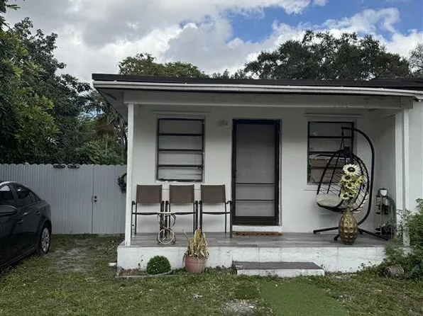 6315 SW 32nd St, Hollywood, FL 33023