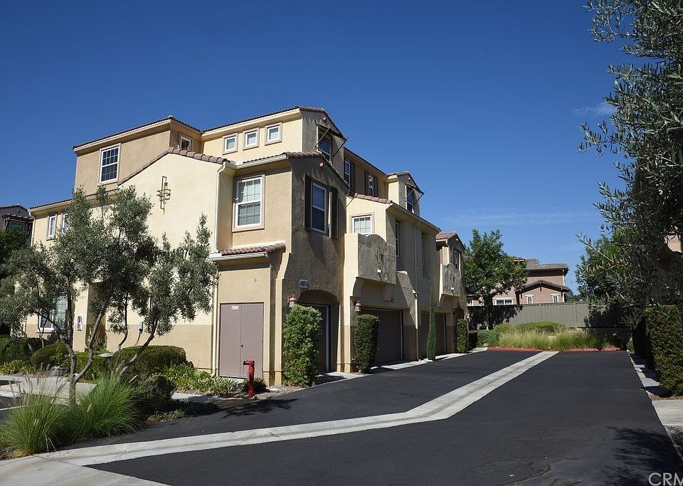 2nd image of 44974 Bellflower Ln #25
