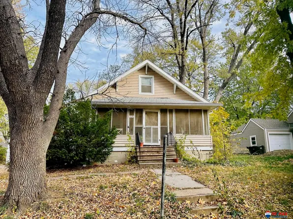 3646 W St, Lincoln, NE 68503