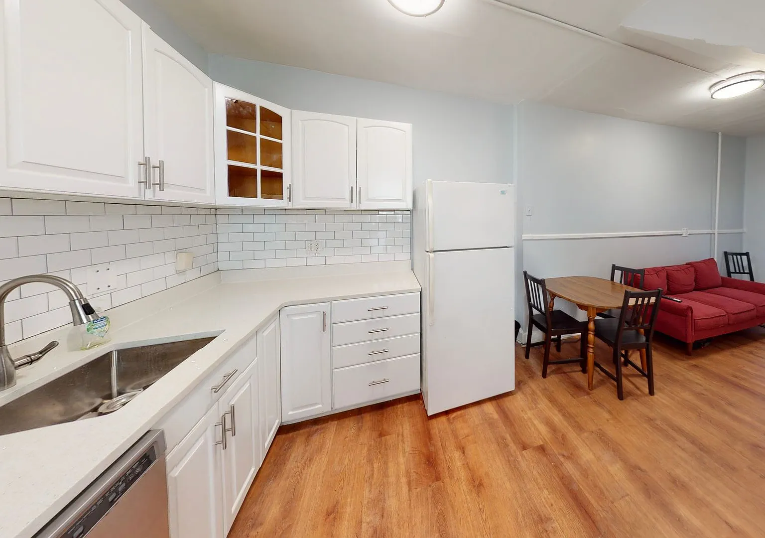 Private Room Rental on Prospect Hill with Parking & Laundry — Photo 2