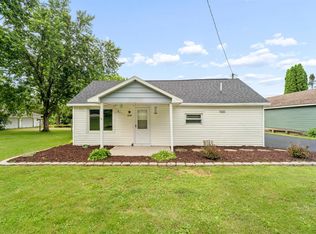 4533 Grandview Rd, Larsen, WI 54947