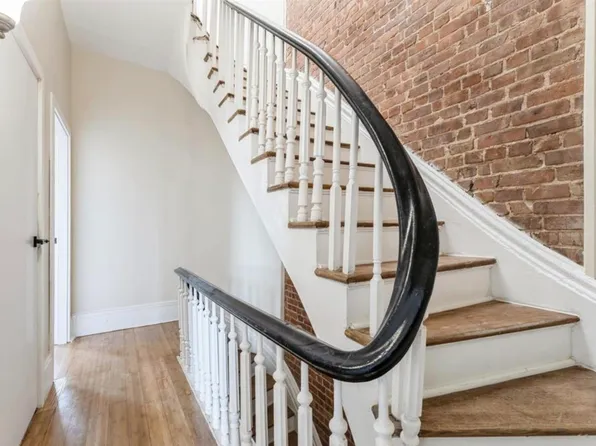 291 Forrest Street image 14 of 16