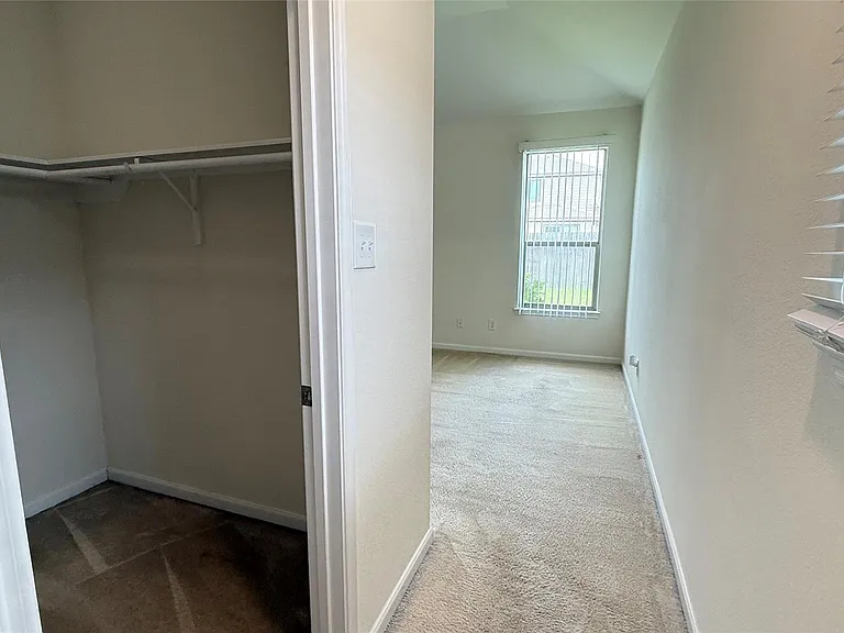 22414 Auburn Valley Ln — Photo 33